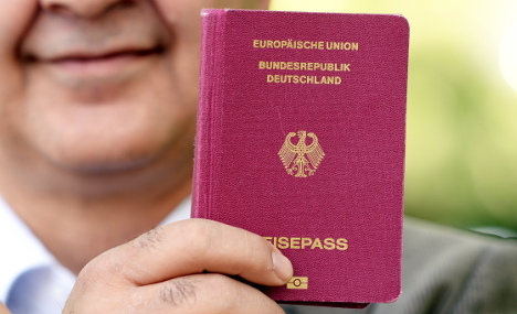 După câți ani de rezidenţă puteţi aplica pentru cetățenie germană?