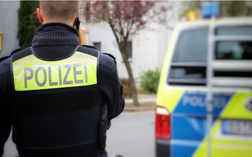 politisti din Leipzig au atacat si sinultat doi hoti romani