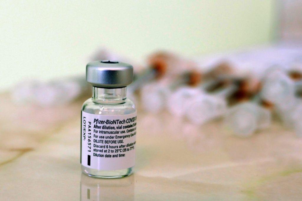 vaccin împotriva variantei Omicron