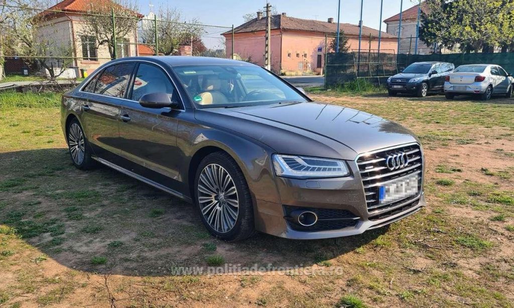 Audi A8 furat din Germania