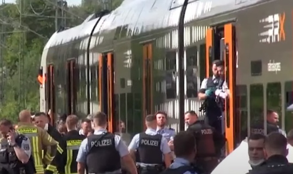 Înjunghieri într-un tren din Germania