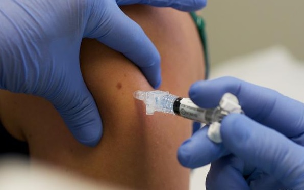 Vaccin Moderna împotriva Omicron