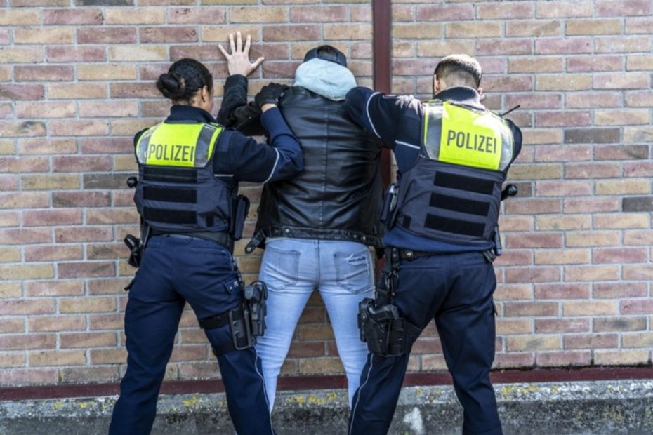 Ucrainean cu amendă neplătită arestat în Germania