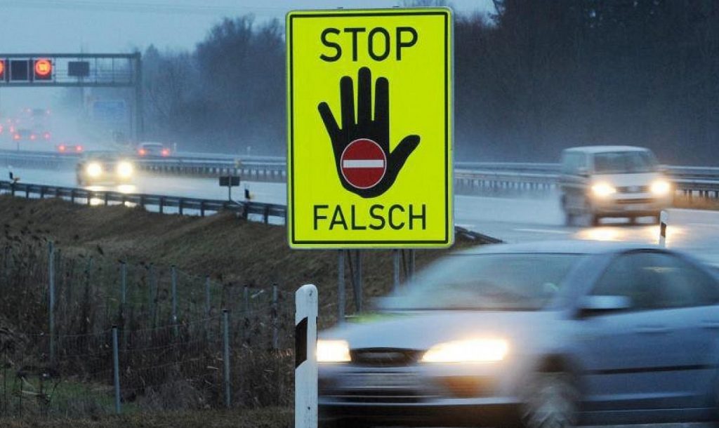 Circulaţia contrasens autostradă germania