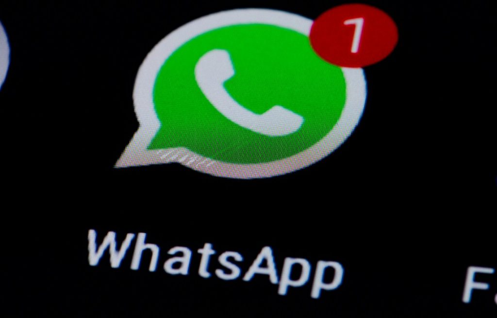 Dezvăluirea locaţiei mesaj WhatsApp
