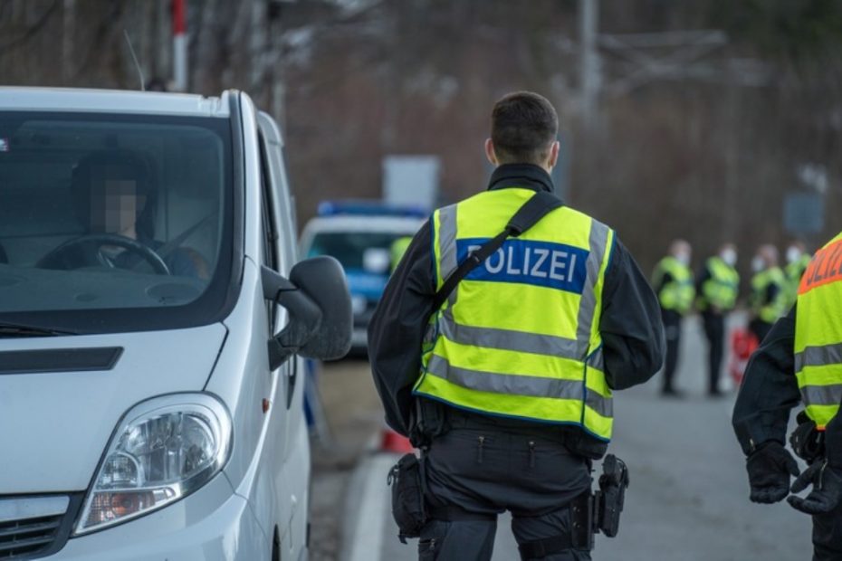 Controale la frontiera Germaniei cu Austria