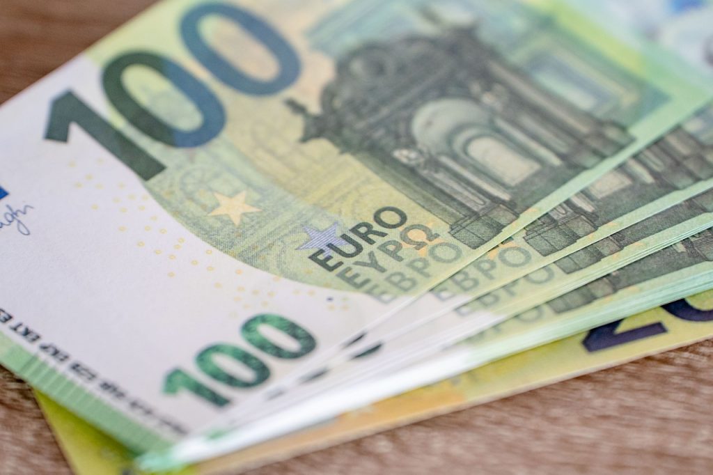Bonusuri de până la 2.000 de euro în Olanda