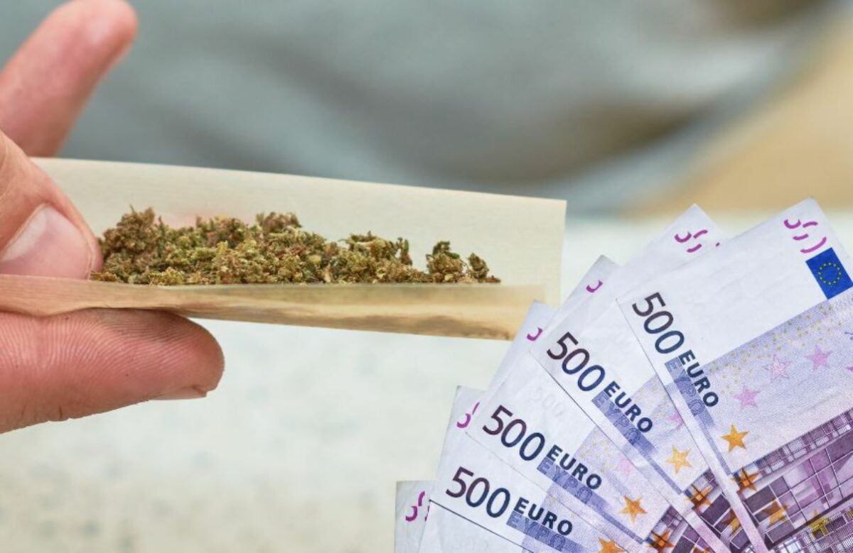 Peste 8.000 de euro pe lună pentru a fuma marijuana