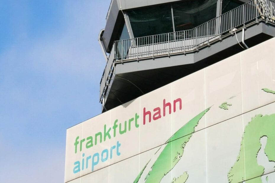 Vânzarea aeroportului german Frankfurt-Hahn