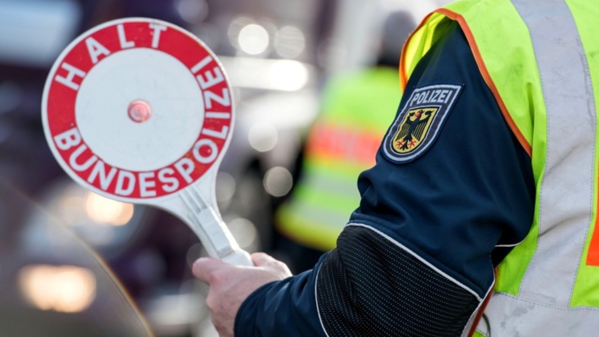Mandate de arestare pentru neplata unor amenzi în Germania