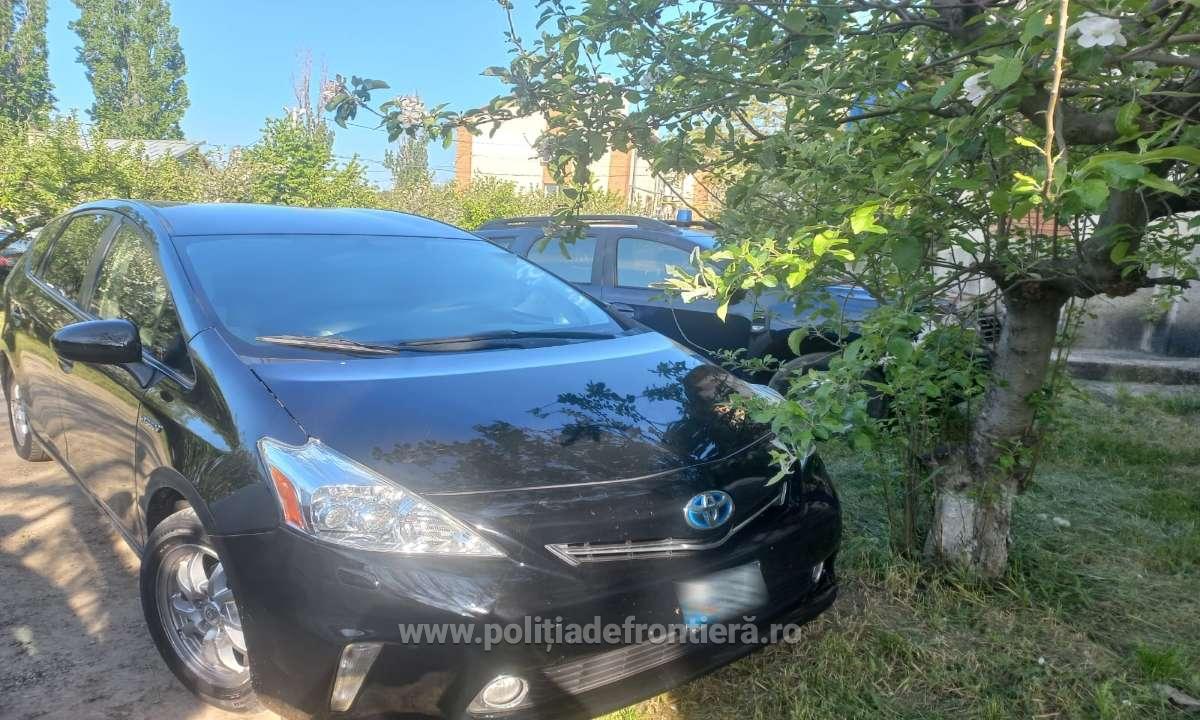 Toyota Prius V furat din Germania, depistat la frontiera română 
