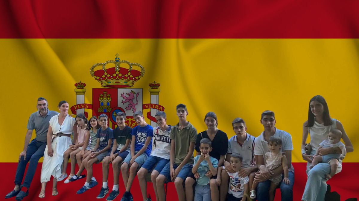familia din Spania cu 15 copii
