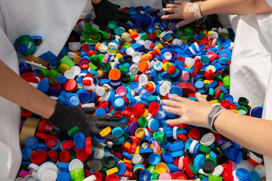 Sfârșitul colectării capacelor plastic scopuri caritabile