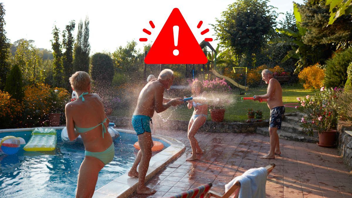 Un oraș german vrea să folosească forțele de securitate în piscinele din aer liber