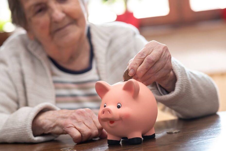 Ajutor financiar pentru persoanele cu pensii mici