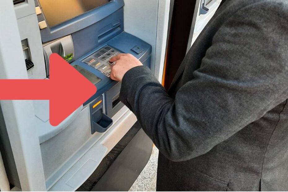 Transfer de bani în România și străinătate direct de la ATM
