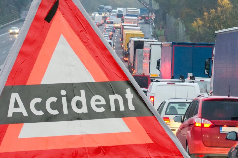 Șofer român de autoutilitară mort într-un accident produs în Franța