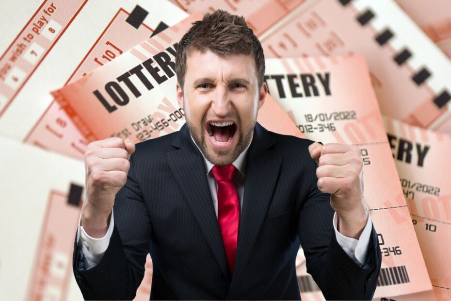 Un bărbat câștigă la loterie fără să investească un singur cent