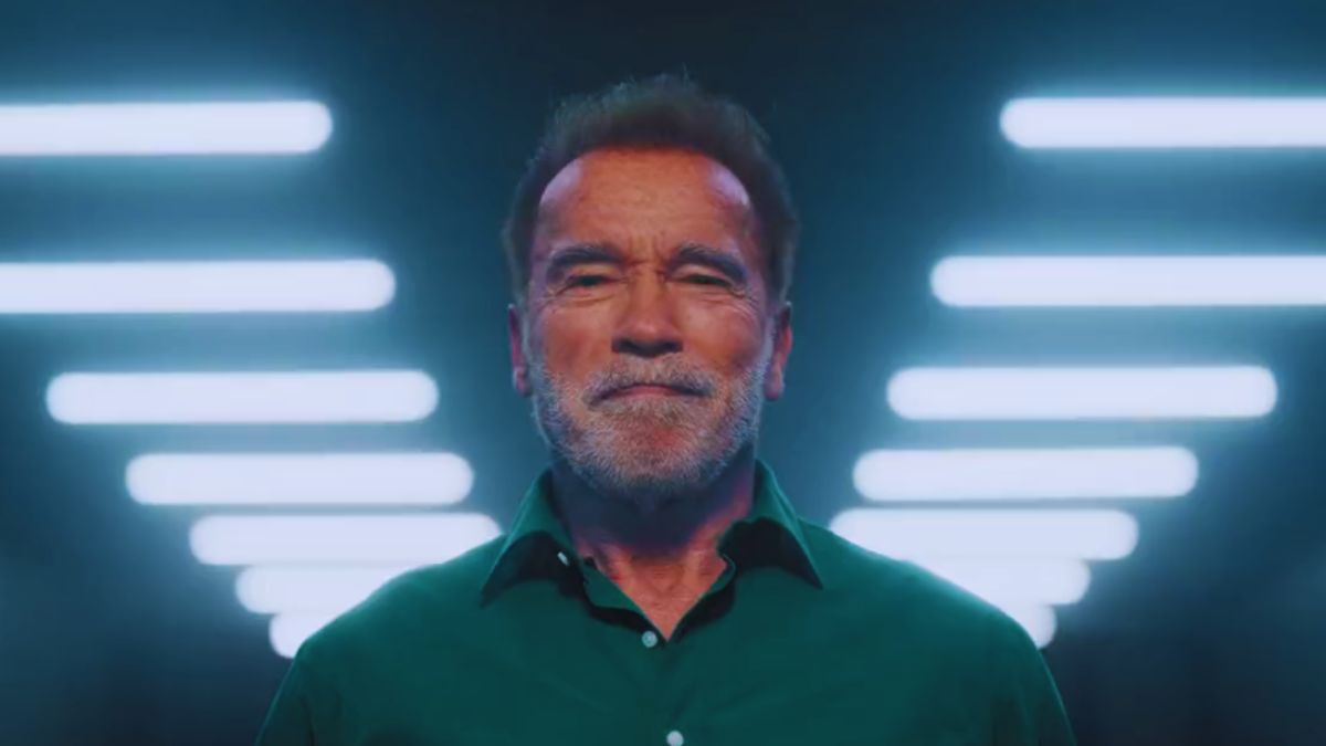 Arnold Schwarzenegger reținut în Germania