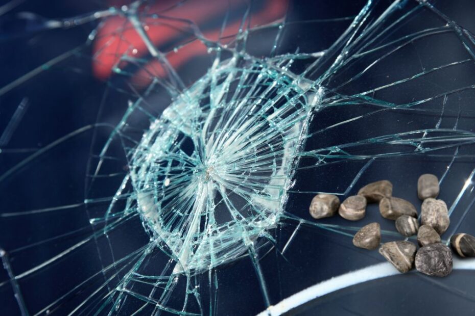 Șofer de camion condamnat pentru aruncare cu pietre