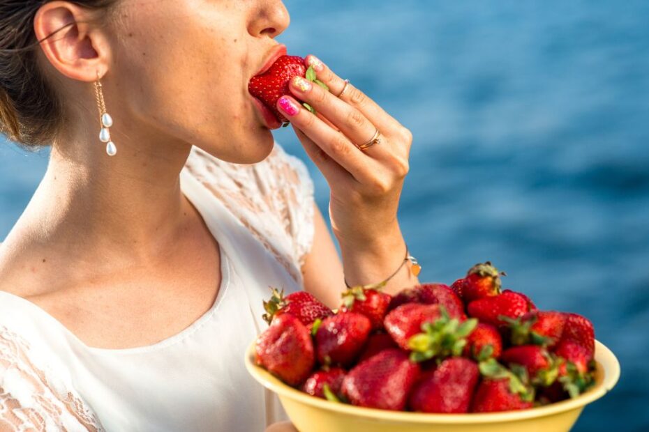 Trucul pentru a consuma căpșuni sănătoase