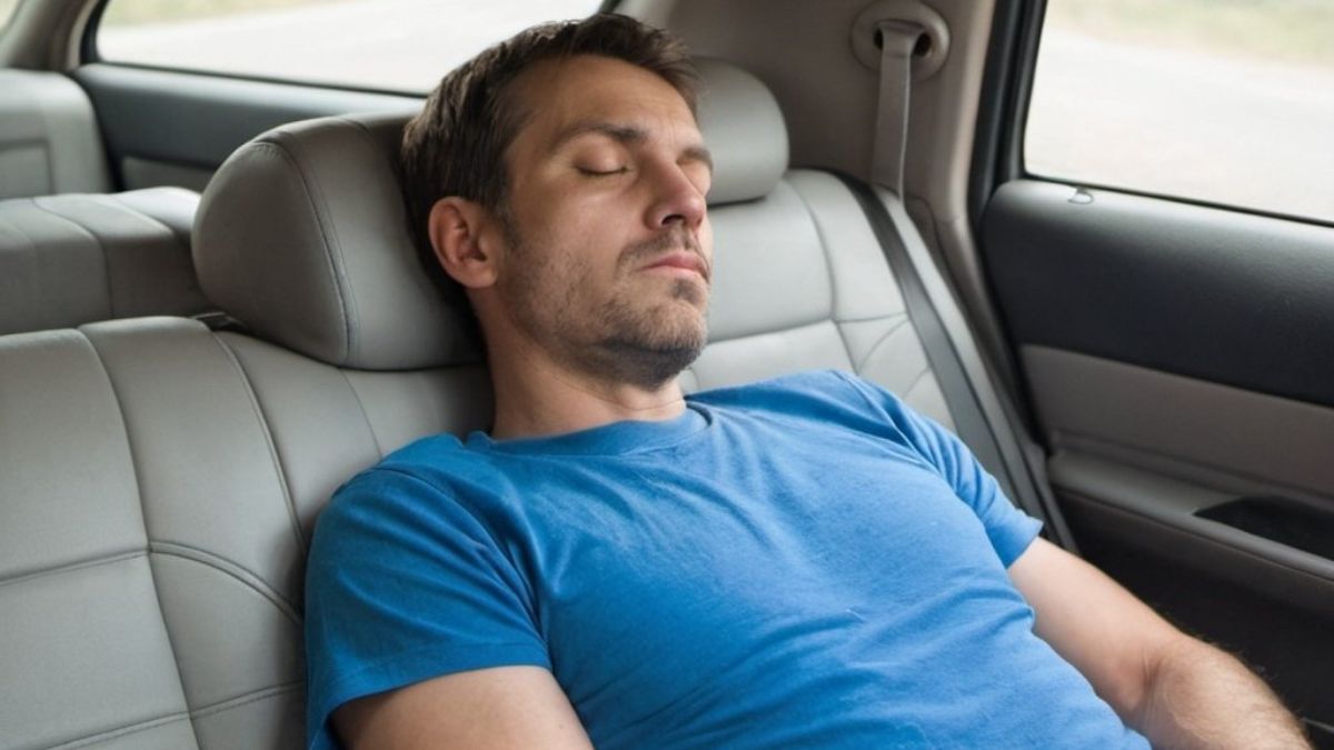 Este permis dormitul în mașină