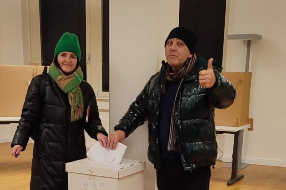 Românii din diaspora sunt primii la vot