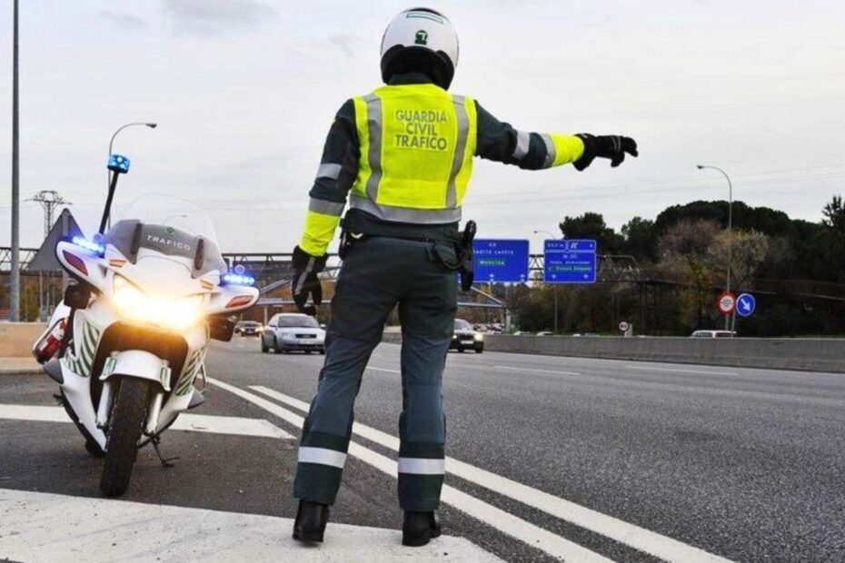 Poți fi amendat pentru că ai rămas fără benzină