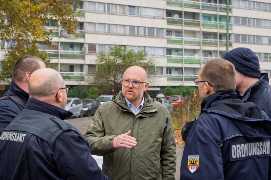 Expulzarea românilor care cer ajutoare sociale în Duisburg Germania