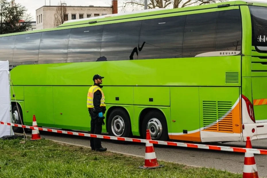 Germania dorește noi înăspriri ale controalelor la frontieră, Polonia reacționează.
