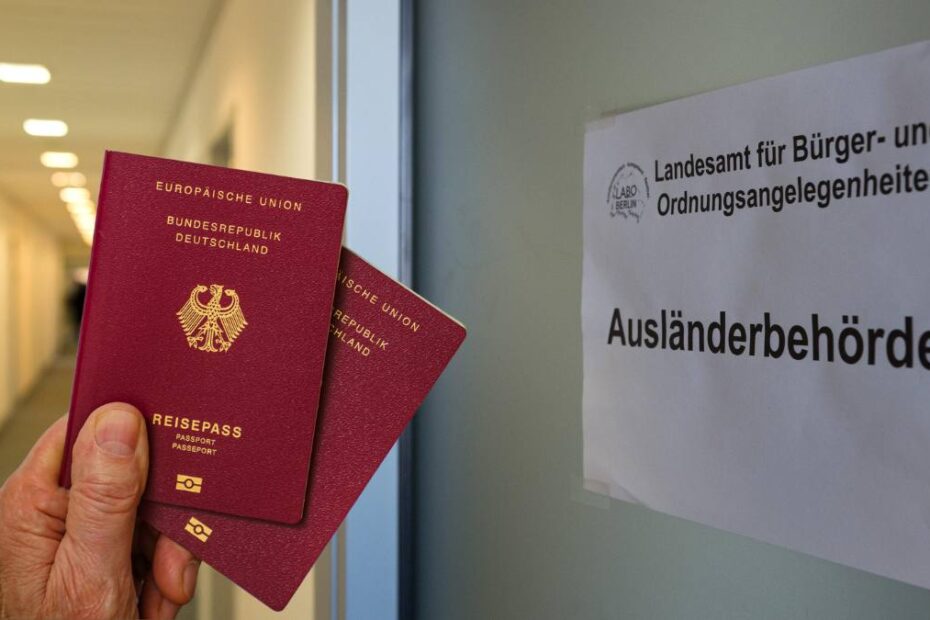 Certificate false pentru cetățenia germană