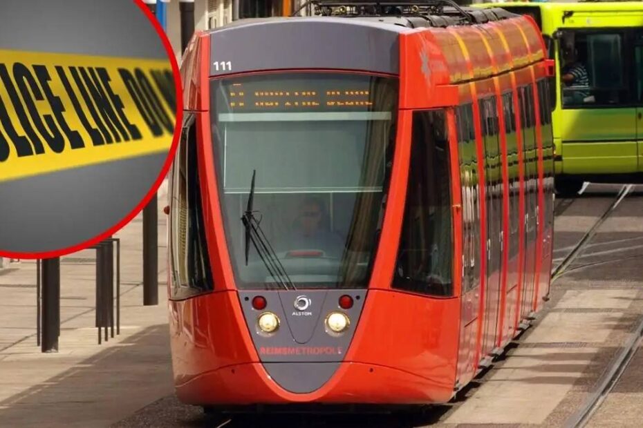 Soțul și-a incendiat soția în tramvai