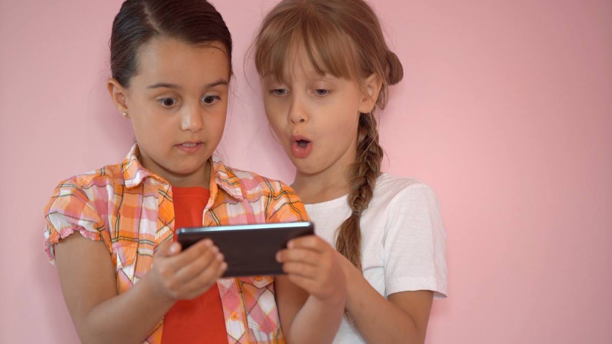 Prima țară din lume care interzice accesul minorilor sub 16 ani la rețelele de socializare