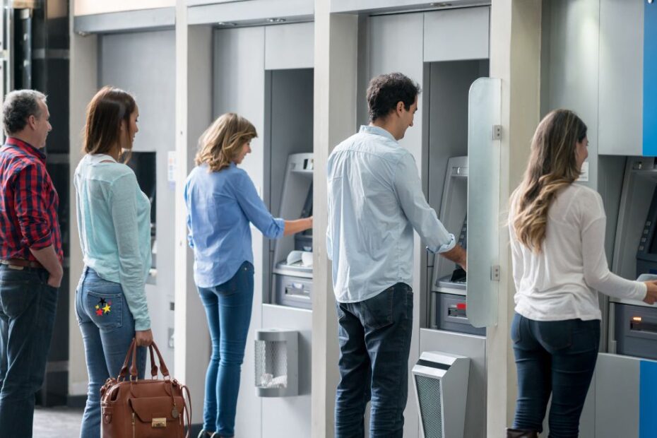 Cât are un german obișnuit în cont (și cât ar fi bine să aibă)