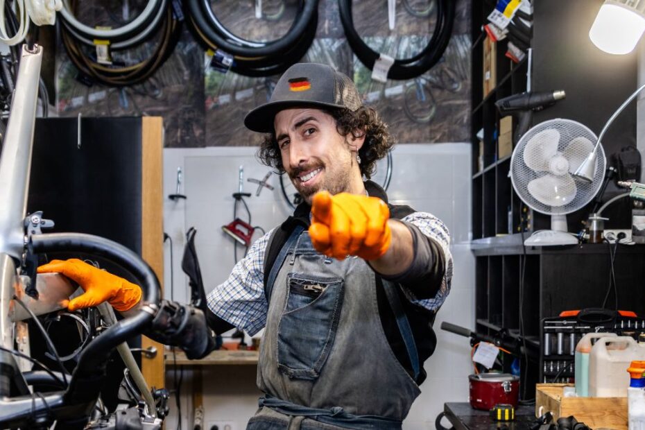 În Germania 6,3 milioane de oameni lucrează pe salarii mici. Ce înseamnă