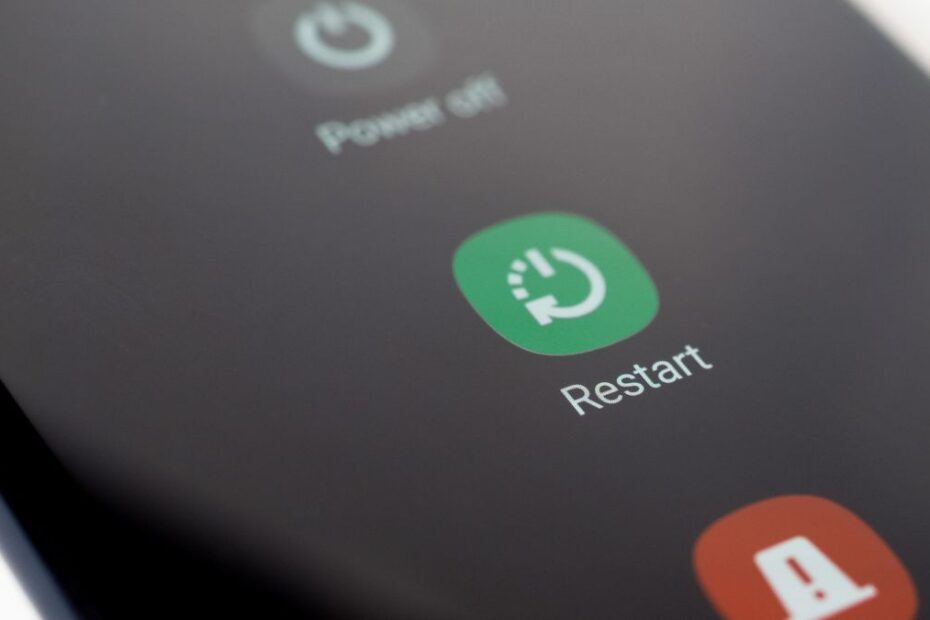 Restartare telefon Android