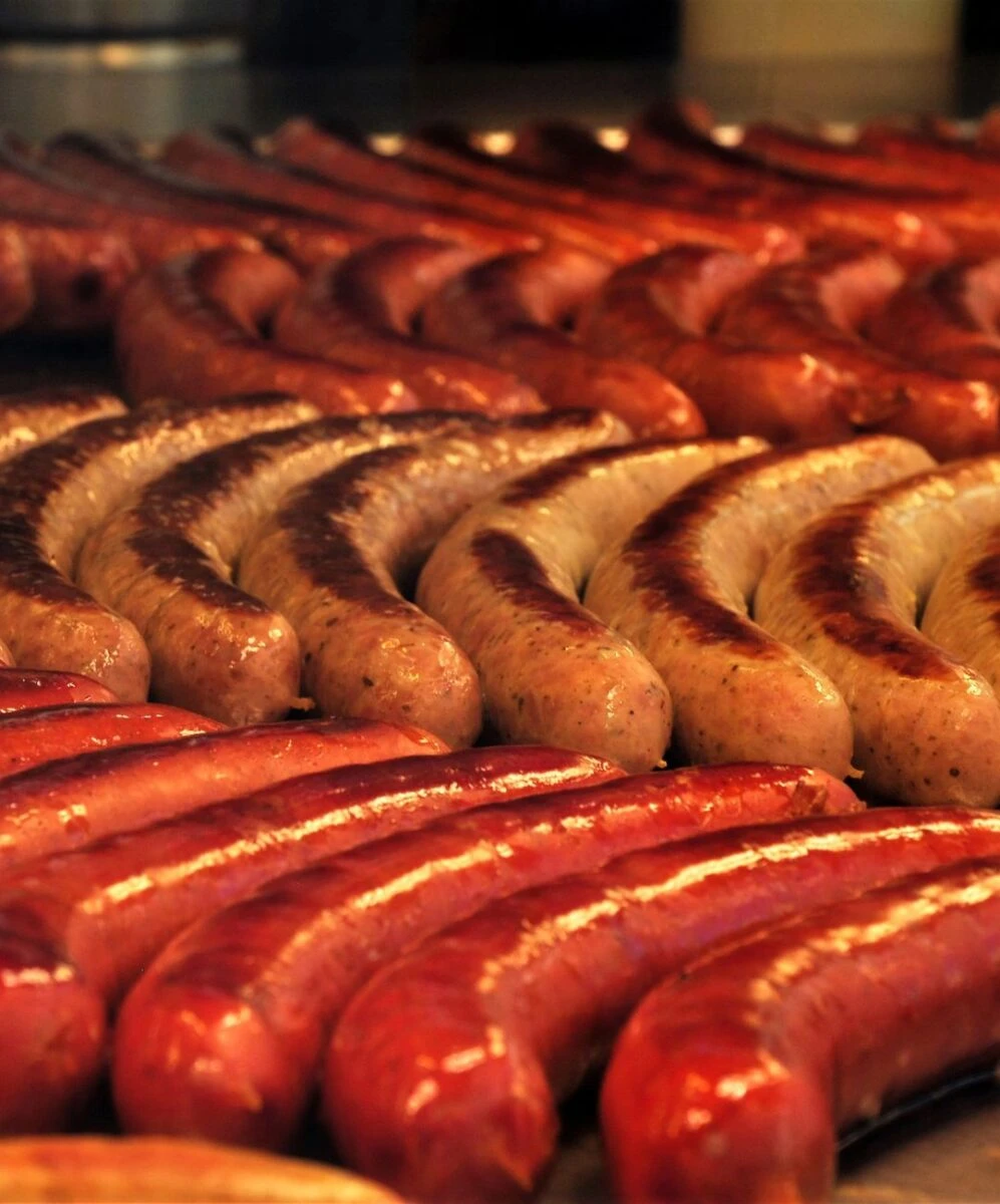 Cel mai mare producător german de cârnați își închide fabrica