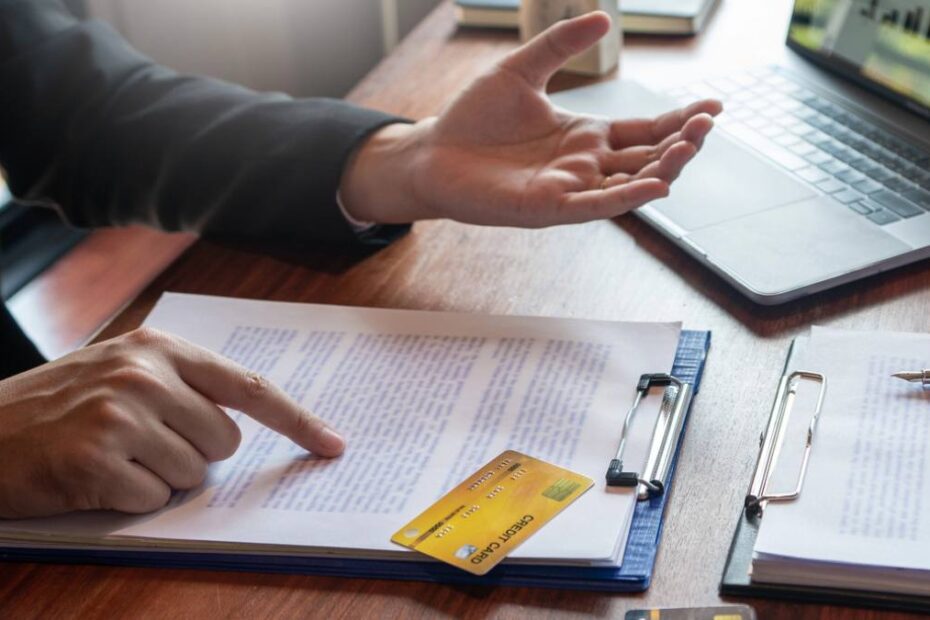 Guvernul intenționează să acceseze conturile bancare ale cetățenilor privați