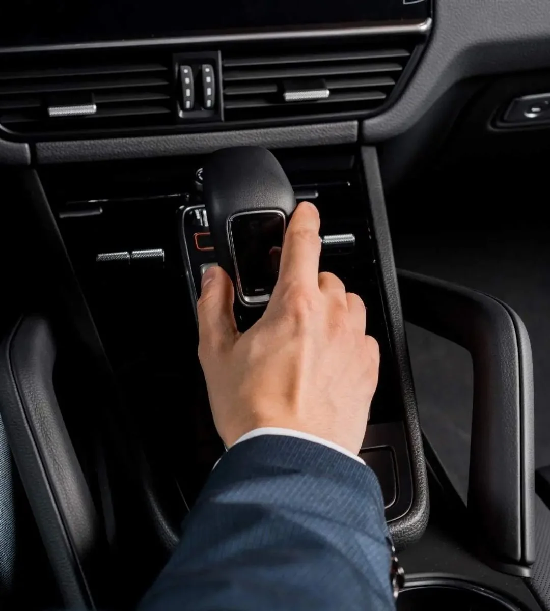 Mecanicii cunosc prea bine această greșeală. Este vorba despre parcarea cu cutia automată