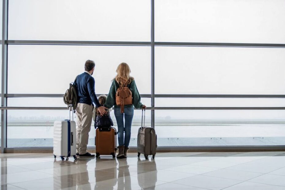 insulă din Grecia oferă bani pentru mutare