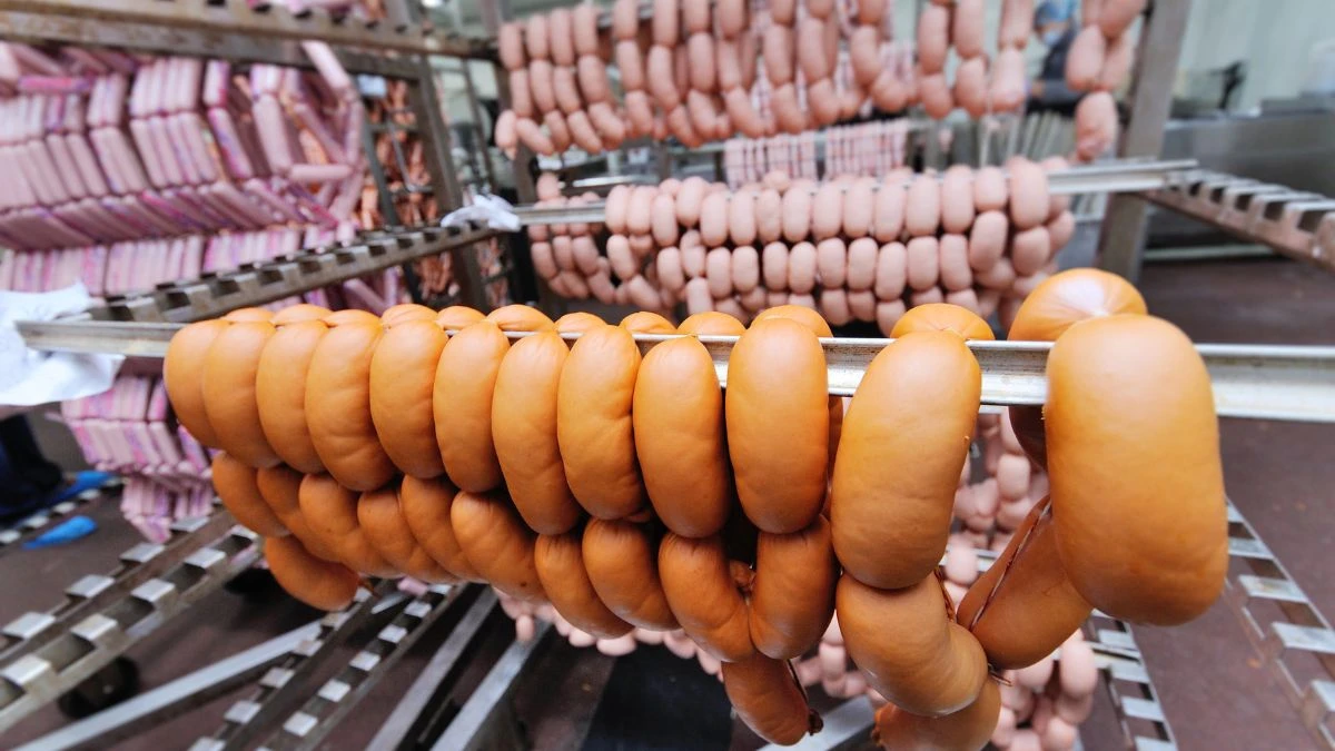 Cel mai mare producător german de cârnați își închide fabrica