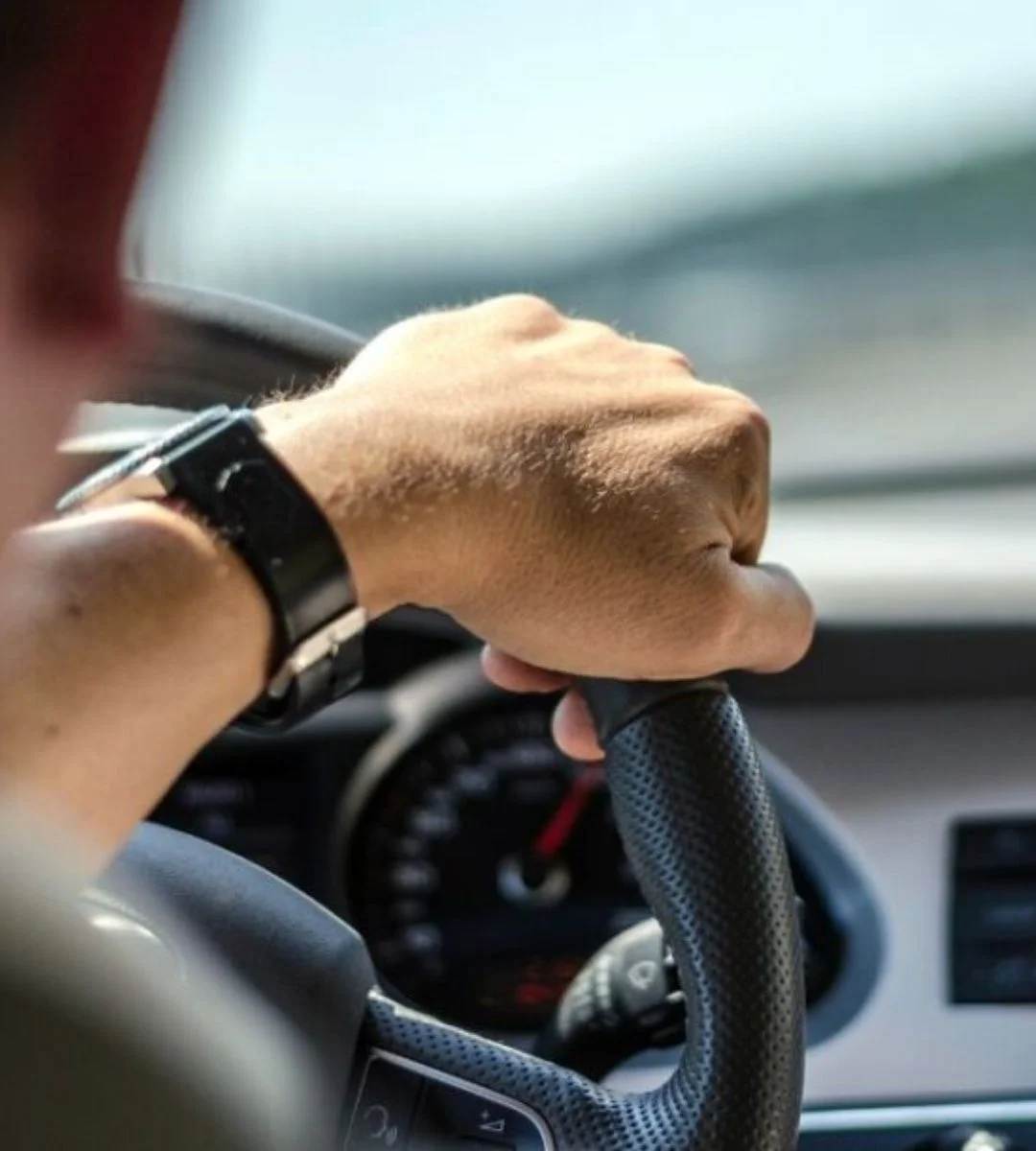 Șoferul depășește limita de viteză cu 1 km/h