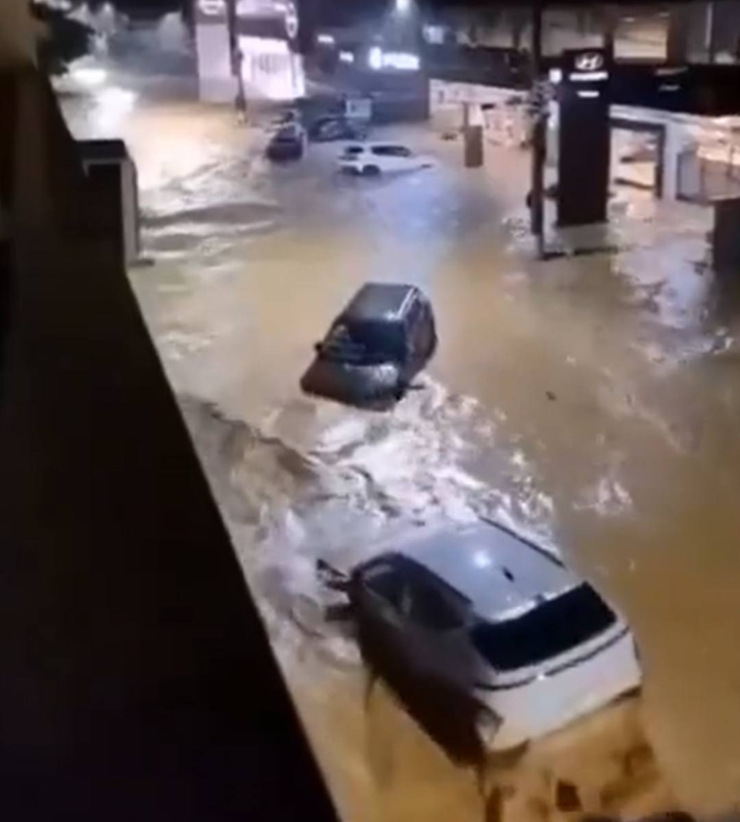 Stare de urgență după inundații catastrofale