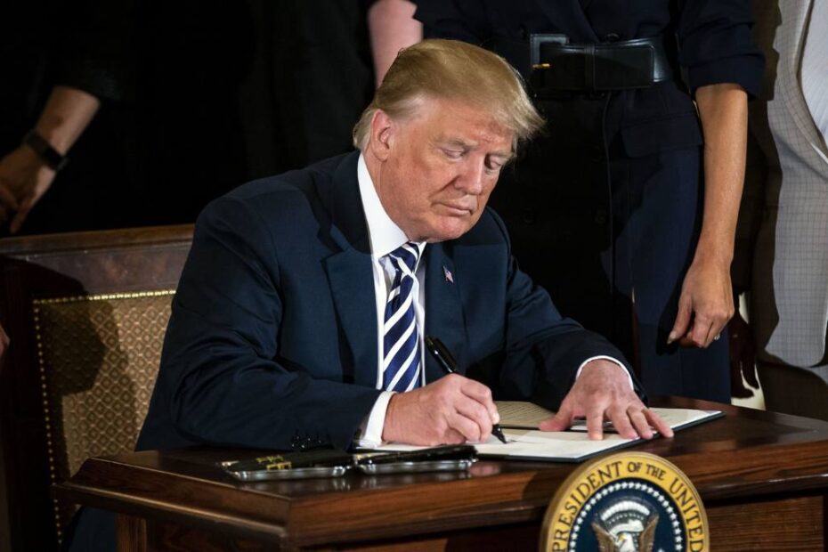 Trump a semnat trimiterea de forțe terestre în Iran