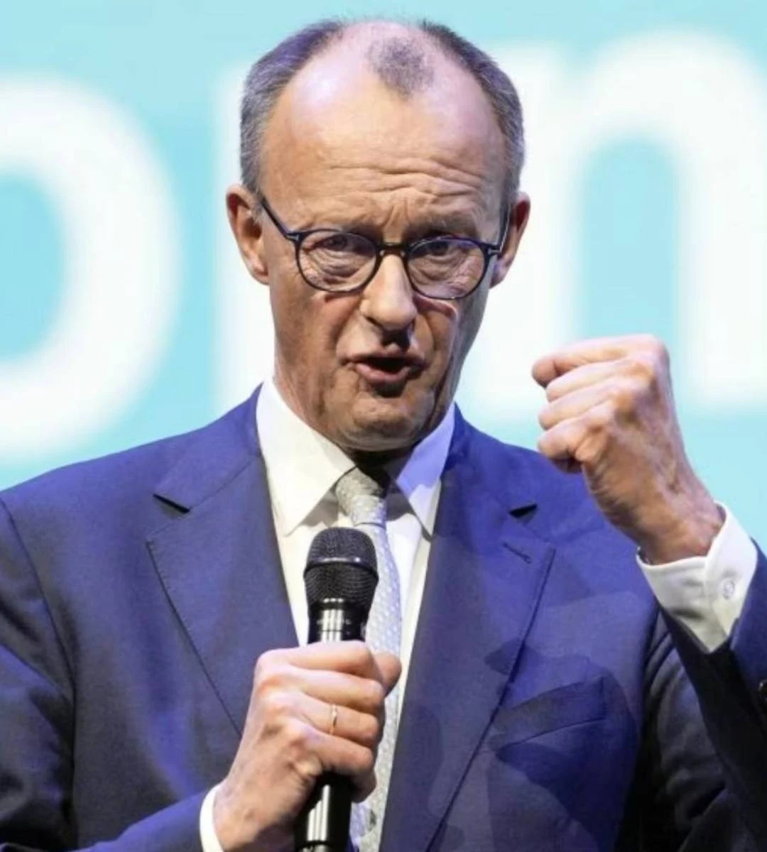 Cancelarul Germaniei, Friedrich Merz, în timpul unei apariții oficiale