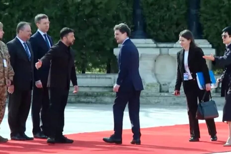 Gafa lui Nicușor Dan în timpul vizitei lui Zelenski
