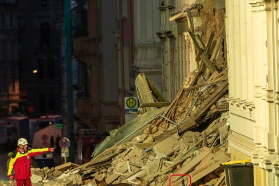 O explozie a făcut praf un bloc întreg în Germania