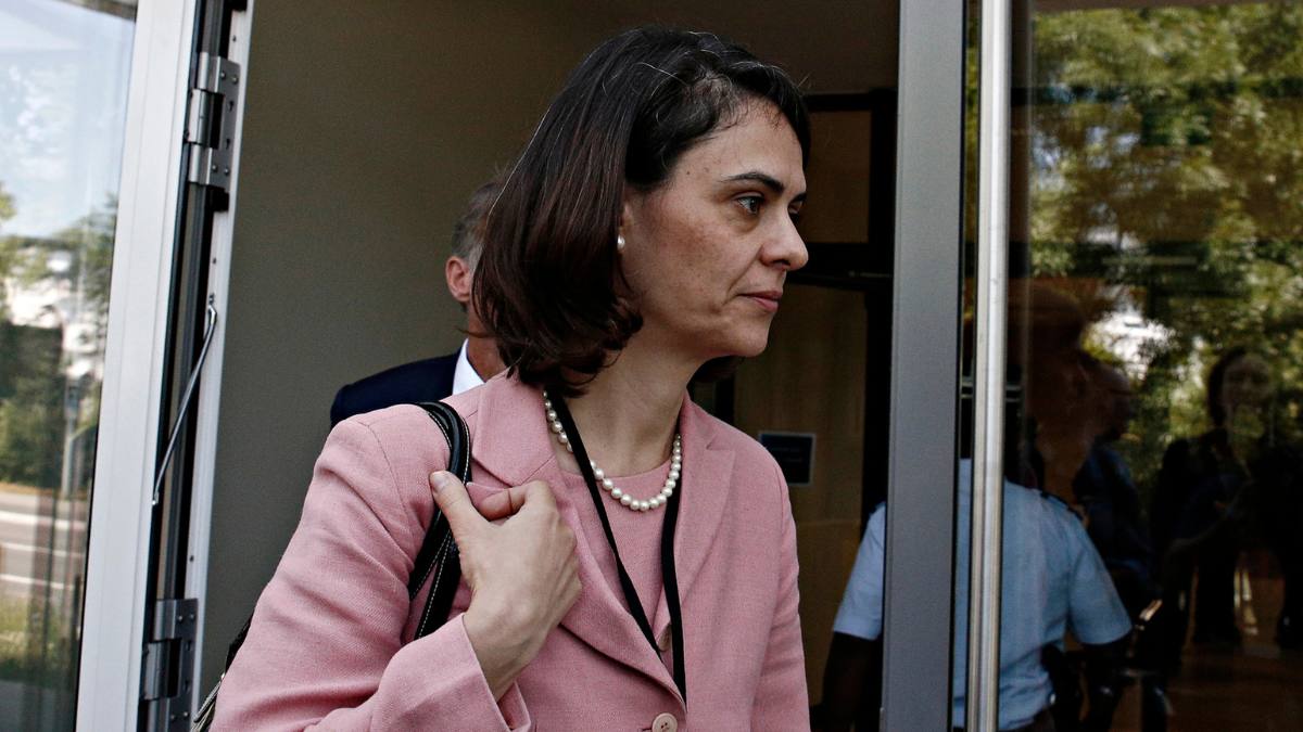 Delia Velculescu: Femeia care a tăiat pensiile grecilor vine să conducă România