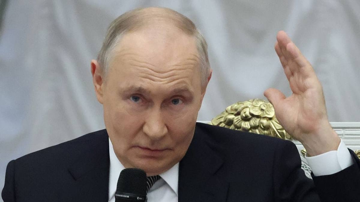 Rusia construiește baze militare granița NATO