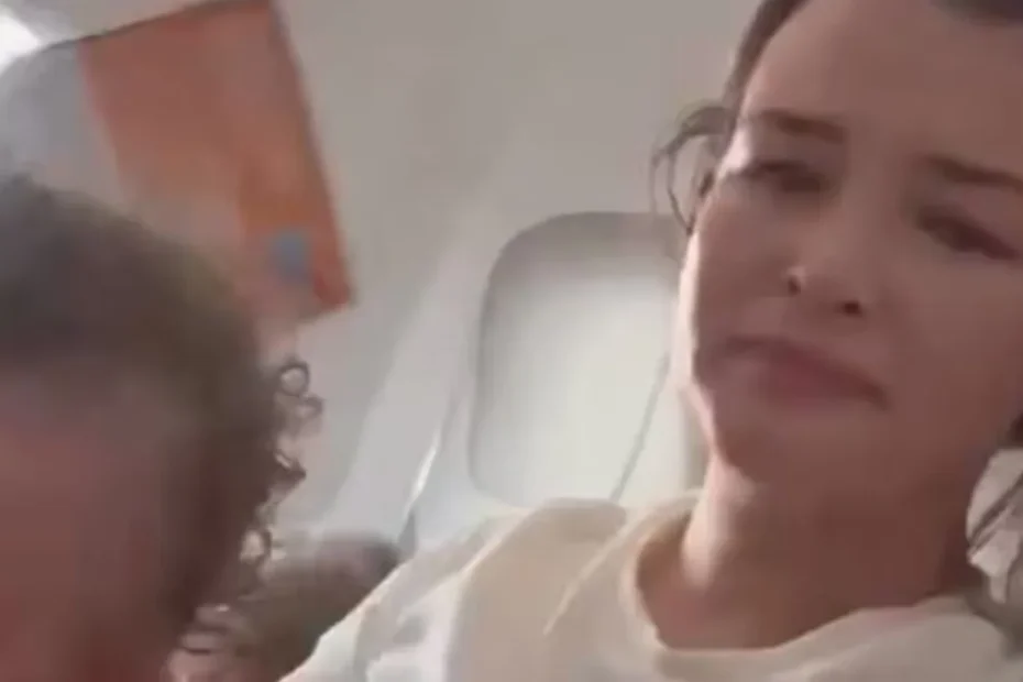 Germania: coșmar în avion, temperatură de 56 de grade în cabină. În imagine, pasageri afectați de căldură